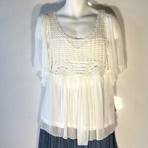 Signature Larry Levine SZL NWT Cream Crochet Flowy Top Fairy Cottage Romantic